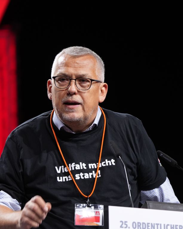 Volker spricht zum Mitgliederbonus