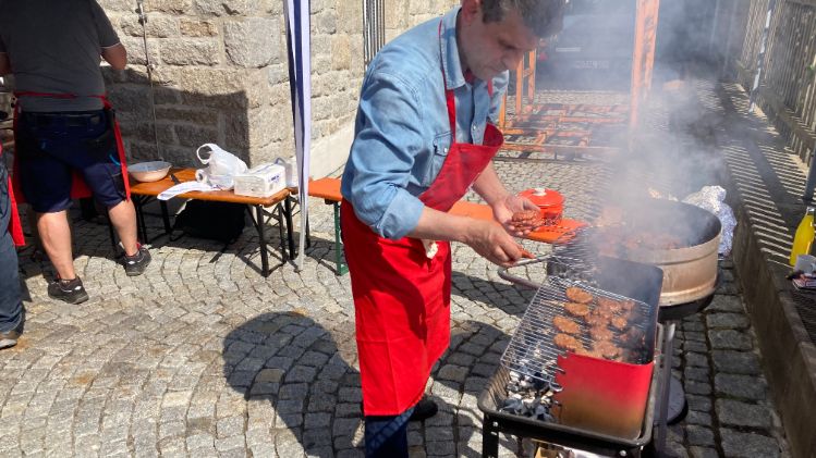 Oksan bereitete leckere Köfte zu.